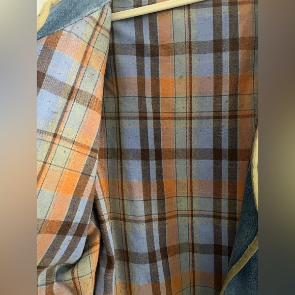 The western gold oversized denim jacket with plaid interior small/medium - Picture 7 of 13